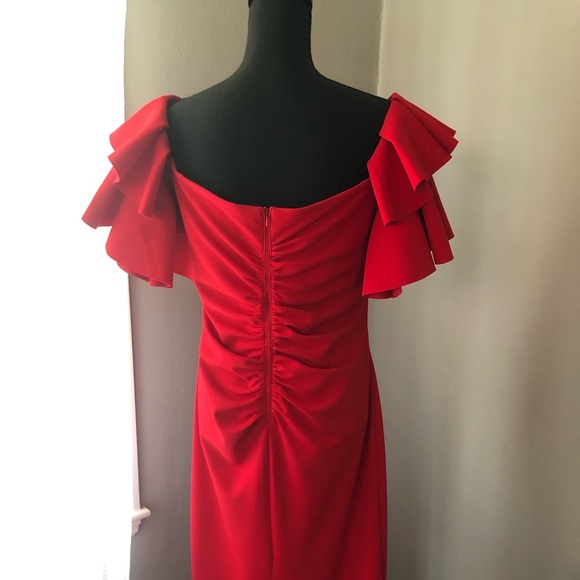 Ladies Formal Dress Xscape - Picture 2 of 3